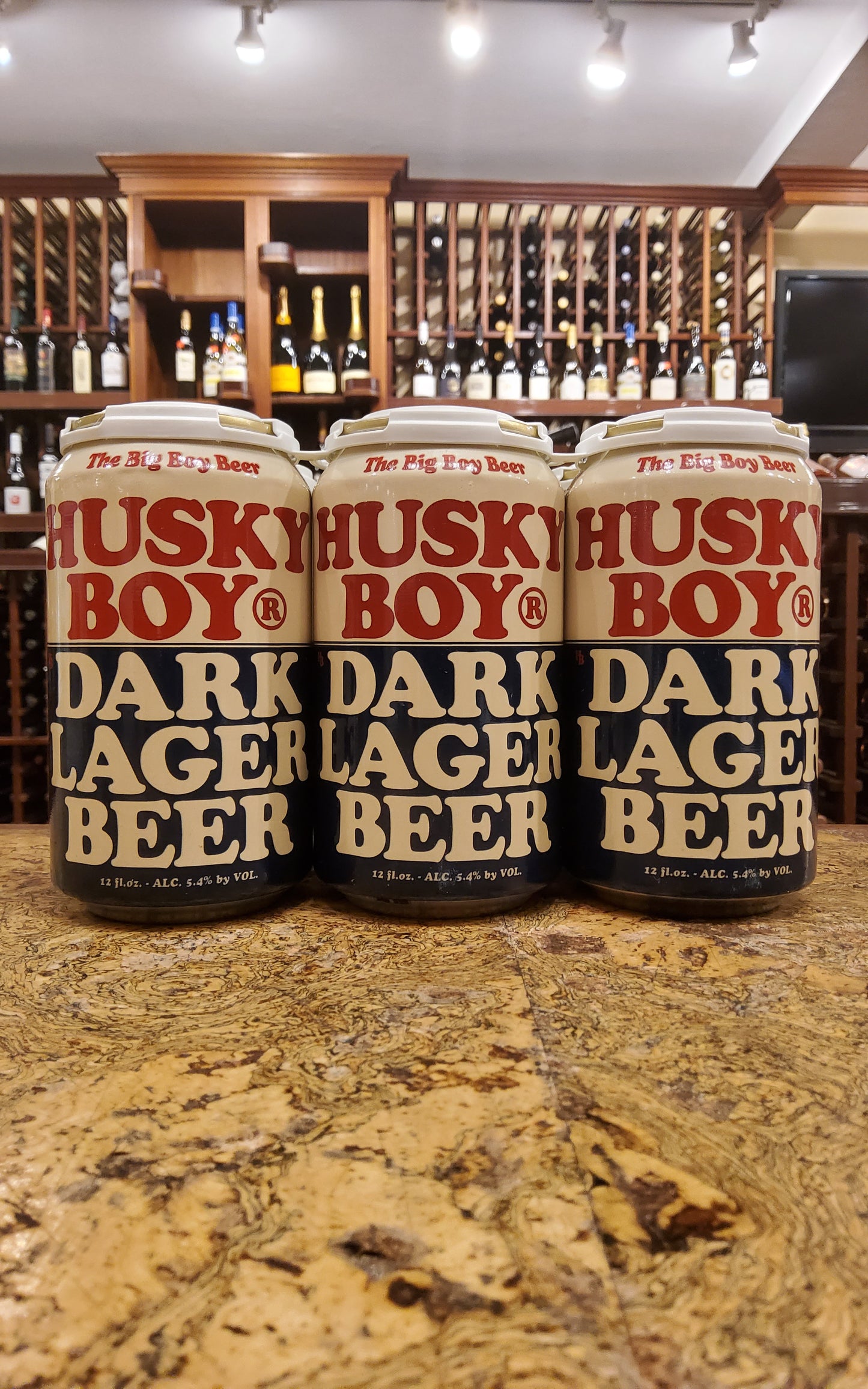 Winch & Pulley Husky Boy Dark Lager 6pk