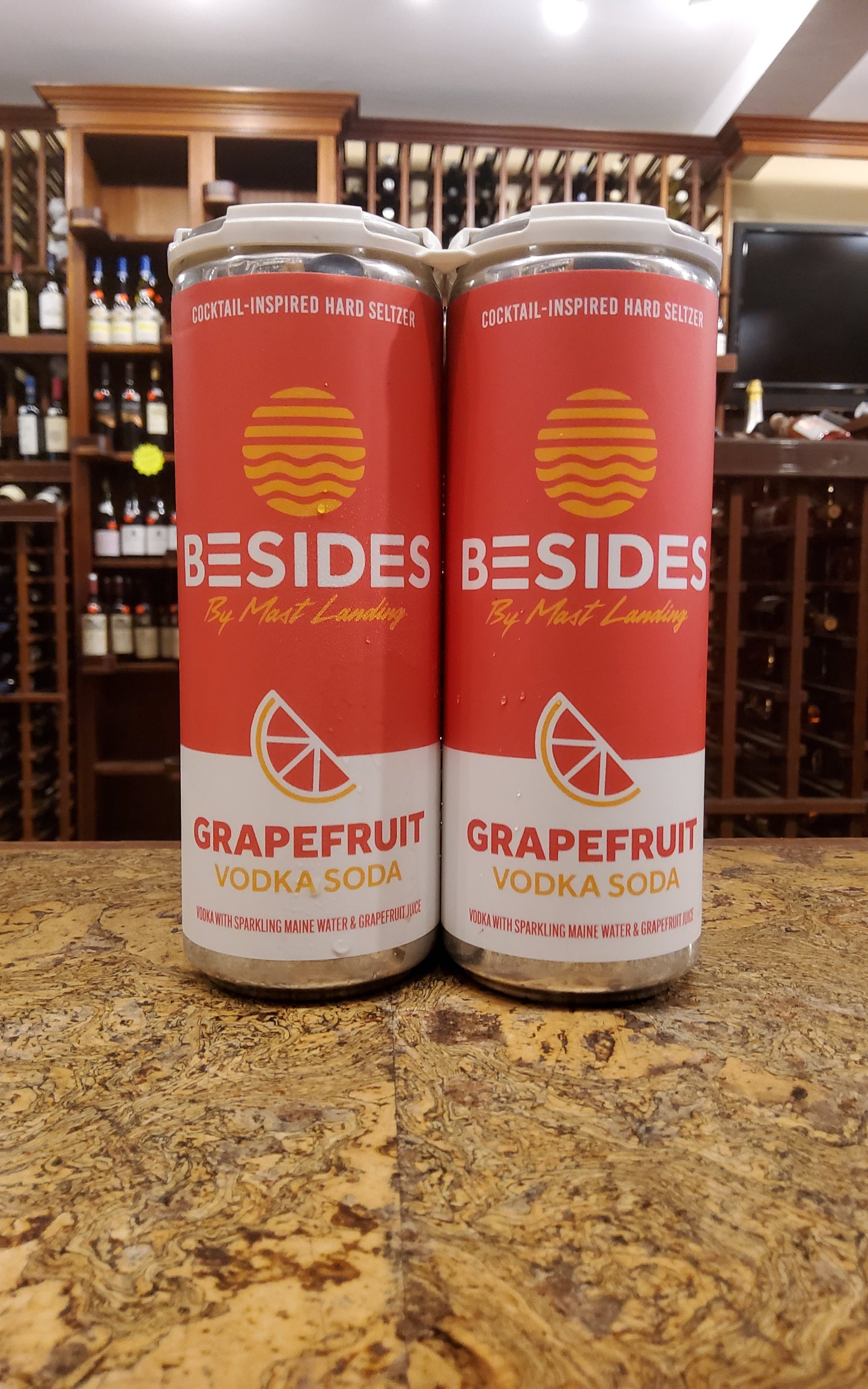 Mast Landing Besides Grapefruit Vodka Soda 4pk